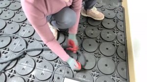 Теплые полы без долгосохнущего цемента и грязи. Новый вид теплых полов.