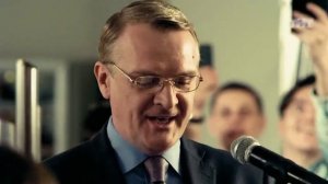 Универ - Зуев поёт песню дерзкая