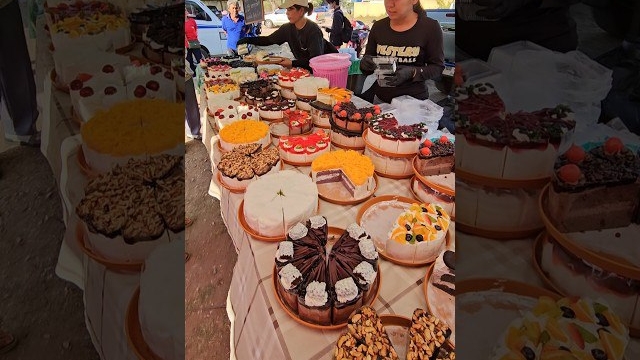 Более 50 тортов на выбор, восхитительный вкус , всего 25 бат! (60 руб) смотреть онлайн