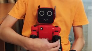 РОБОТ  D J Vanya  УПРАВЛЯЕТ