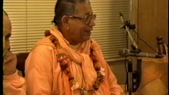 Srila Govinda Maharaj San Jose 931020