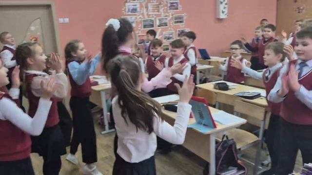 танцевальный батл на уроке музыки смотреть онлайн