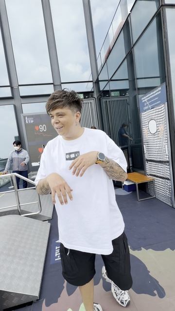 300 метров над Бангкоком🤩 смотреть онлайн