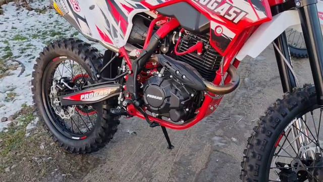 Kороткий обзор 4х эндуро Yht 300, Bkgtr Kt1, Progasi Super Max 250, Progasi Super Max Pro 300