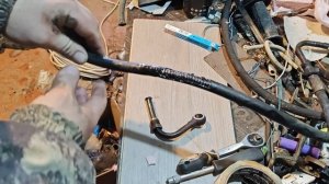 С утра сильный мороз, но идет потепление, отремонтировал «Газель», свиньи гуляют.