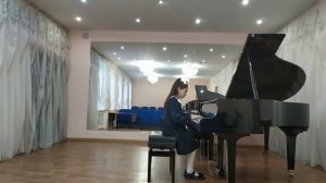 Киприянова Алёна, ЦДШИ, Кемерово - В. Селиванов "Шуточка"