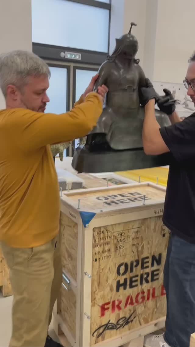 Скульптуры Даши Намдакова уже направляются на выставку «Сны Сибири»! смотреть онлайн