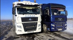 Как крутиться_ я не знаю, педаль газа нажимаю, до разгрузки доезжаю, снова деньги занимаю!)