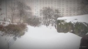 Самая крупная снежная буря обрушилась на Нью-Йорк, исследуя Центр Манхэттена