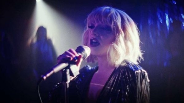 Purple Disco Machine, Sophie and the Giants - In The Dark