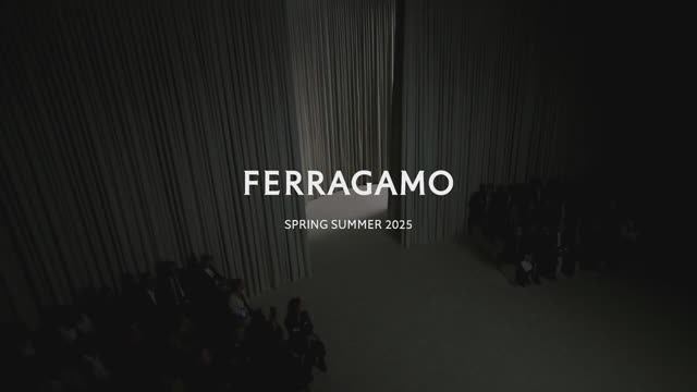 Показ коллекции Ferragamo весна-лето 2025 Fashion