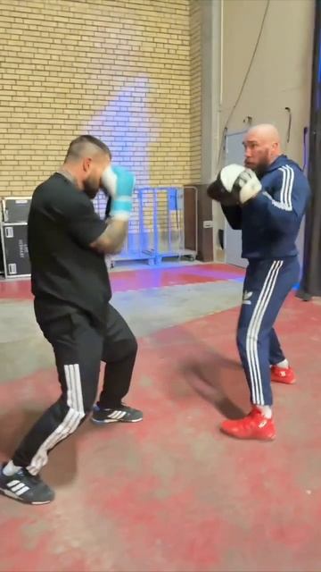 💥Алекс Terrible тренируется с Сергеем Кратосом смотреть онлайн