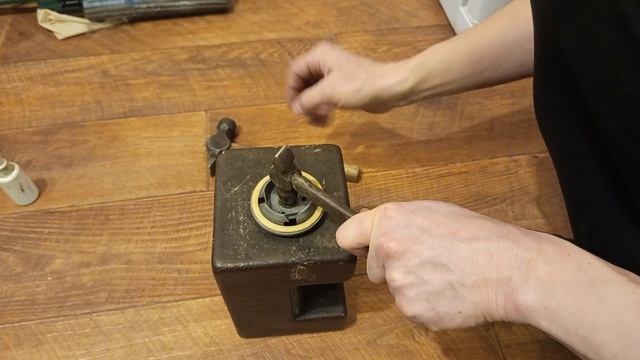 Как запрессовать втулку хлебопечки молотком смотреть онлайн