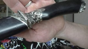 Премиальные ножи в деревянных ножнах.