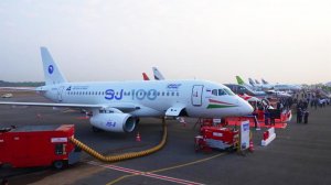 ОАК подписала с индийскими коллегами договор о лицензионном производстве "Суперджет-100".