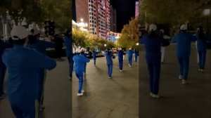 КИТАЙ-ХЭЙХЭ! Вечерние танцы на улице.