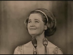 Ну, что тебе сказать про Сахалин? Музыка Яна Френкеля, стихи Михаила Танича. Поёт Нина Дорда. 1965 г