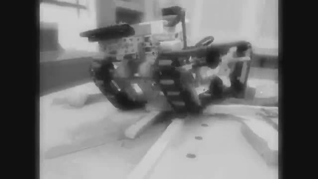 Песня Советских танкистов. Из к_ф Трактористы. Роботы Лего. смотреть онлайн