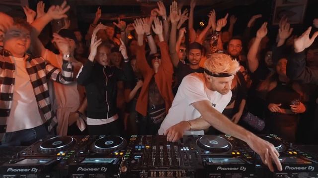 Dance people .mp4 смотреть онлайн