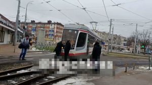 Дети на трамвае в Краснодаре: что грозит подросткам и их родителям за зацепинг?