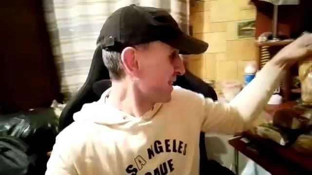 Вечно голодный блогер!