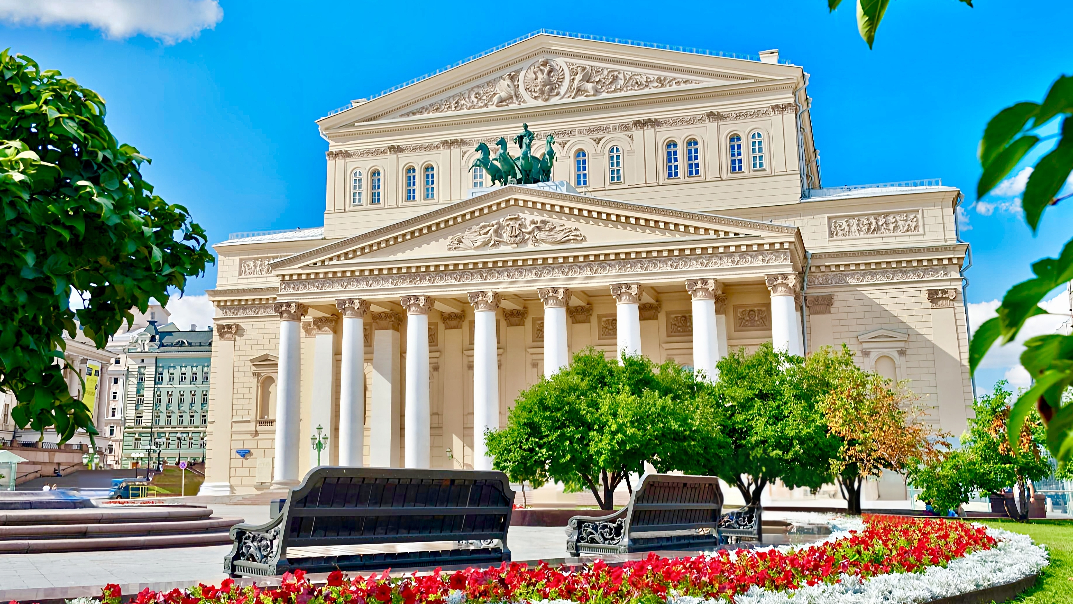 Большой театр в Москве смотреть онлайн