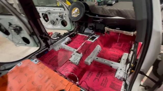 Шумоизоляция Audi A3 — МАКСИМУМ! До и после на трассе 🤫 | Москва