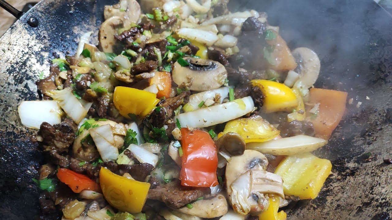 Горячий салат по Воронежски.