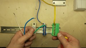 Как и куда подключить нулевую жилу и жилу заземления в щите? Электрика для начинающих