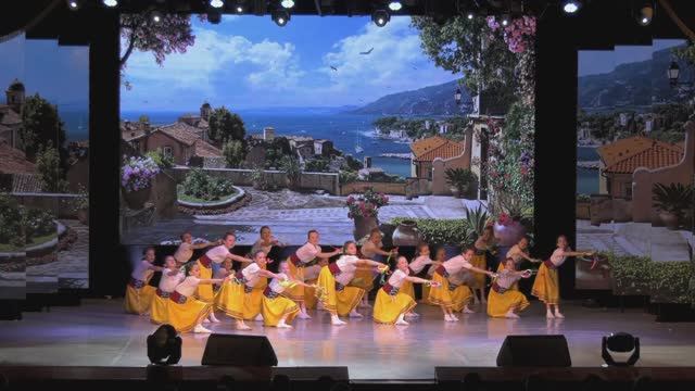 Концерт детской студии ансамбля танца Тангаур "Созвездие талантов" смотреть онлайн