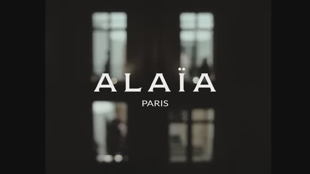 Показ женской коллекции Alaïa лето-осень 2024