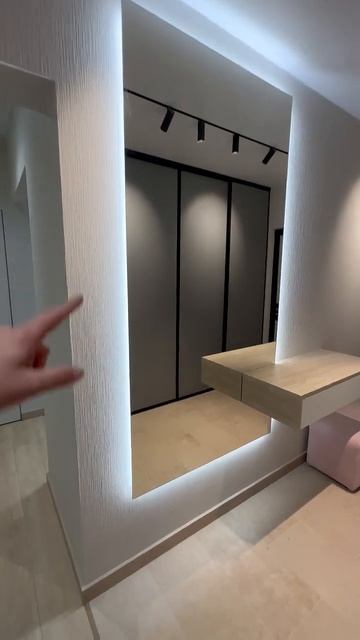 Слишком круто для обычной квартиры! Роскошный дизайн прихожей в ЖК Белая Дача