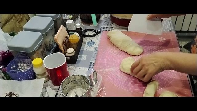 Булочки с карамелью. смотреть онлайн