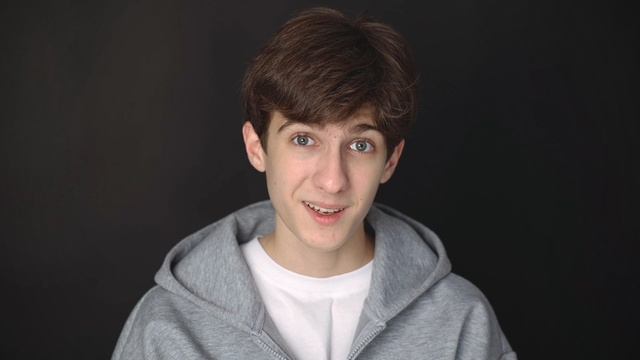 Артём Сарибеков - Видео-визитка на русском