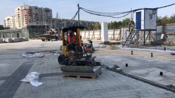 Укладка тротуарной плитки машиной Probst VM203