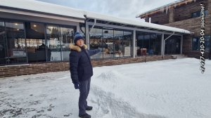 Бассейн, барбекю-комплекс и входная группа в — везде раздвижное остекление LUXSIST!