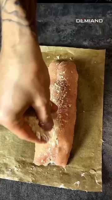 Куриный рулет с сыром, беконом и халапеньо 🥓 смотреть онлайн