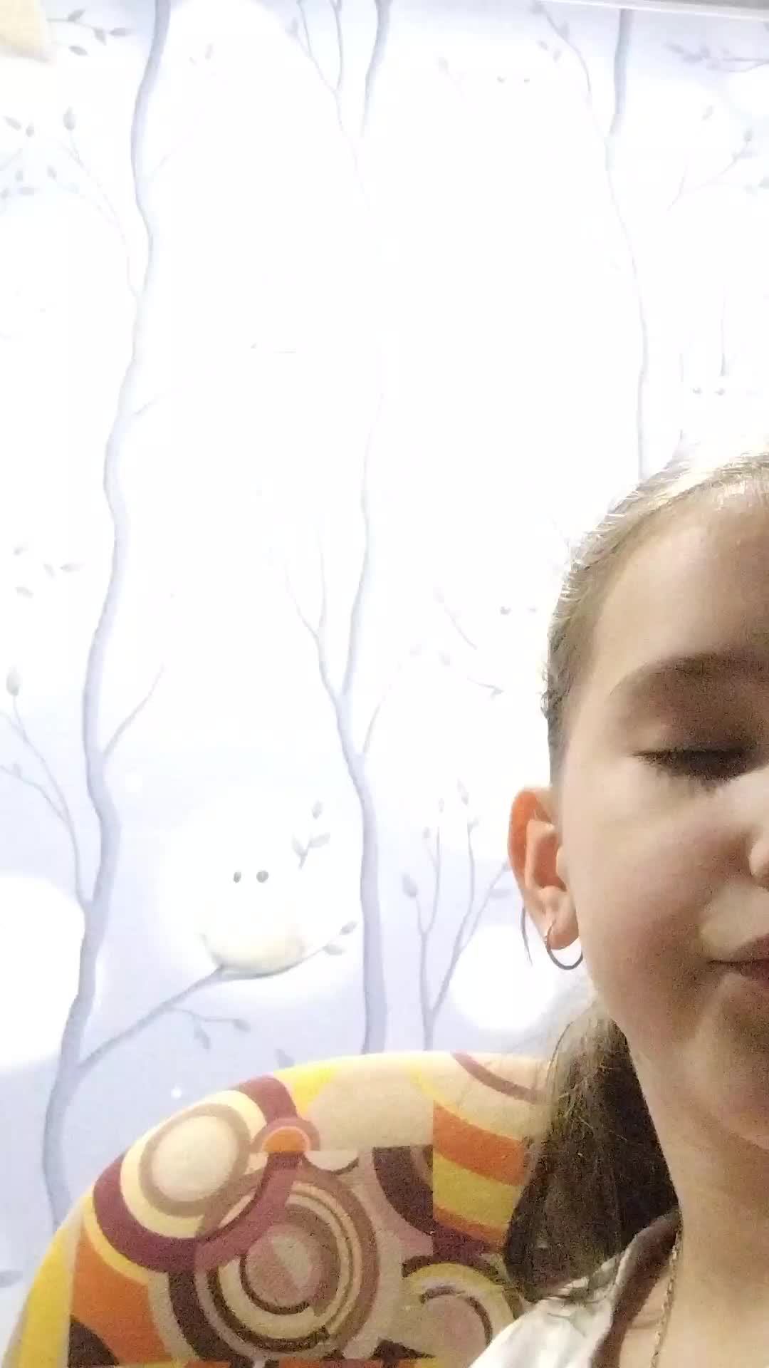 прив это дз😭😭 смотреть онлайн