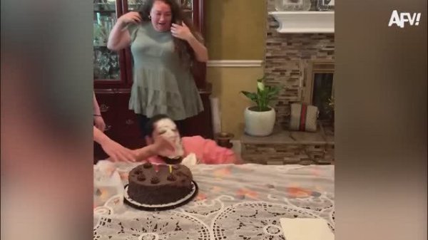 America′s Funniest Home Videos. Karma is Best Served Instantly 😅 Funny Fails