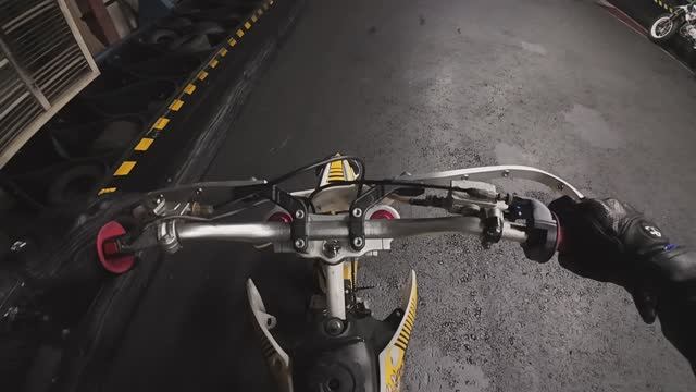 Что делать мотоциклисту зимой. Первосезонник. Мотогонки на питбайках. смотреть онлайн