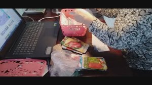 Обработка земли, подготовка к посеву. Разбираю старые семена.