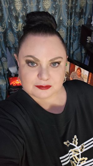 Девушка с Урала  в прямом эфире!