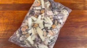 Морской коктейль свежей мороженый