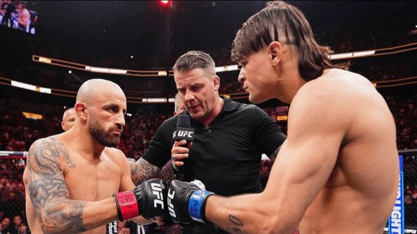 Волкановски Лопес 2. Полный бой на UFC 325