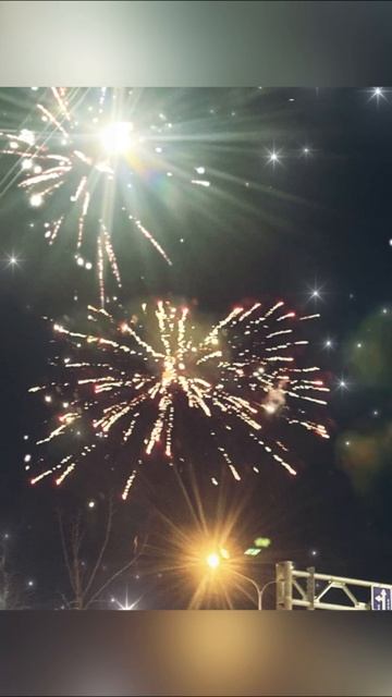 Новый год у каждого в свое время 😅 смотреть онлайн