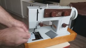 Ремонт советской швейной машины Чайка-144А.Обнаружен заводской косяк.