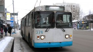 Троллейбус Екатеринбурга ЗиУ-682Г-012 [Г0А] борт. №376 маршрут 37 на остановке "Дом кино"