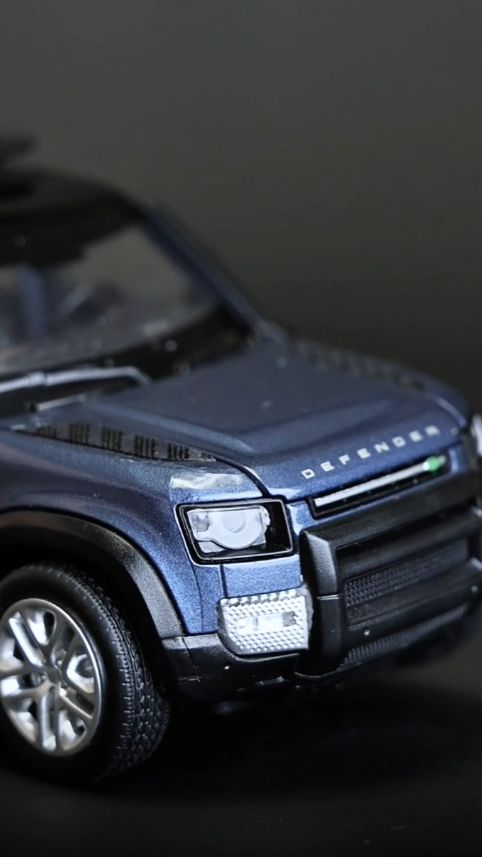 Металлическая машинка