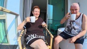 Догоняемся ВКУСНЯШКАМИ на балконе в Таиланде! Кому то пора прекращать ЖРАТЬ! ПРОДАЖНЫЕ блогеры! Влог