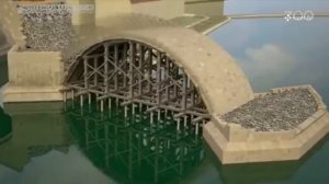 Так строили кaменные мосты на опoрax со времён римской империи.